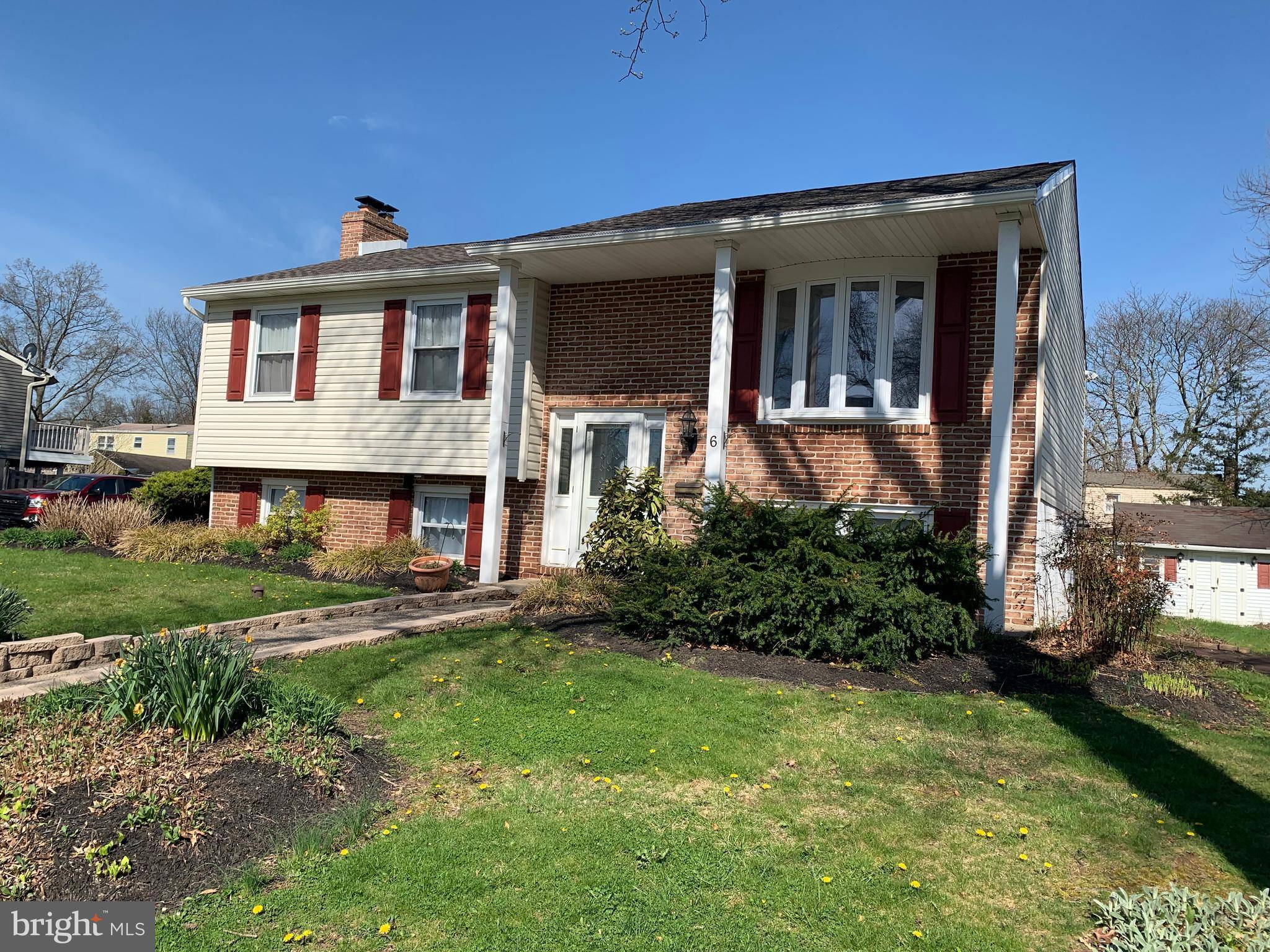 Telford, PA 18969,6 CAROUSEL DR