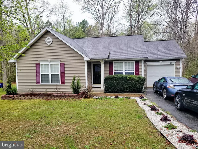 205 LAND OR DR, Ruther Glen, VA 22546