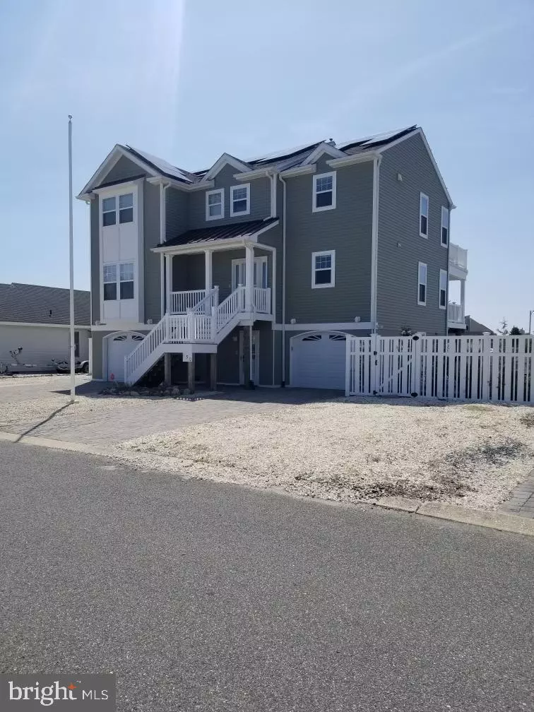 Manahawkin, NJ 08050,150 BERNARD DR