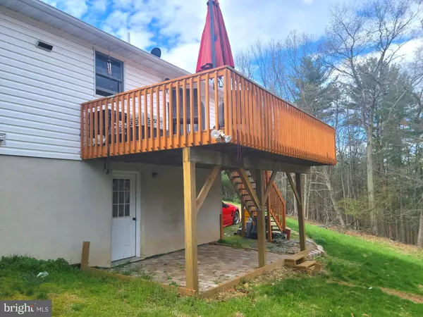 Berkeley Springs, WV 25411,94 BLUEJAY CT