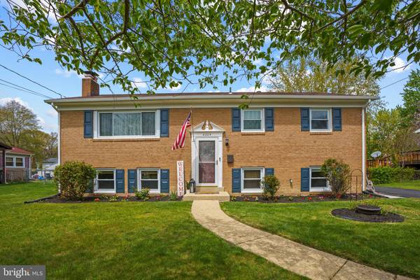 4204 CORCORAN ST, Alexandria, VA 22309