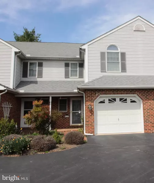 115 PEPPERTON CT, Lititz, PA 17543