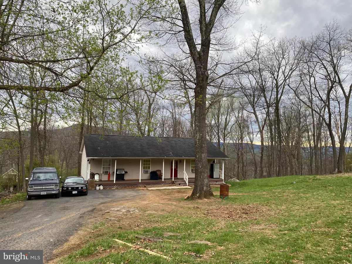 Linden, VA 22642,105 ULYSSES WAY