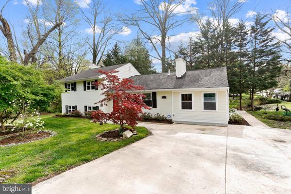 3115 SLEEPY HOLLOW RD, Falls Church, VA 22042