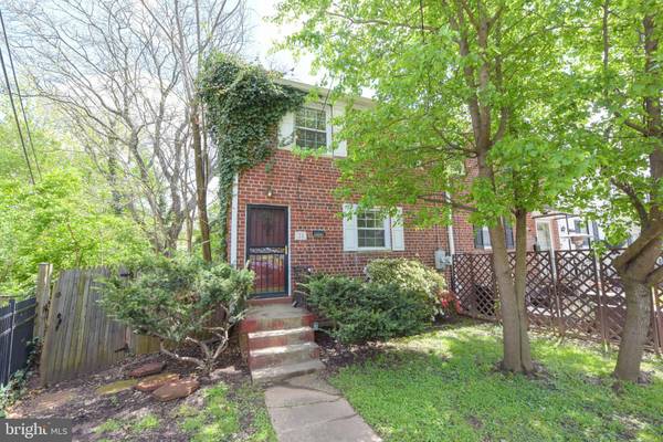 28 KENNEDY ST, Alexandria, VA 22305