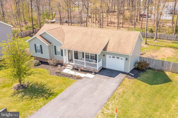 28 CATCH RELEASE CT, Inwood, WV 25428