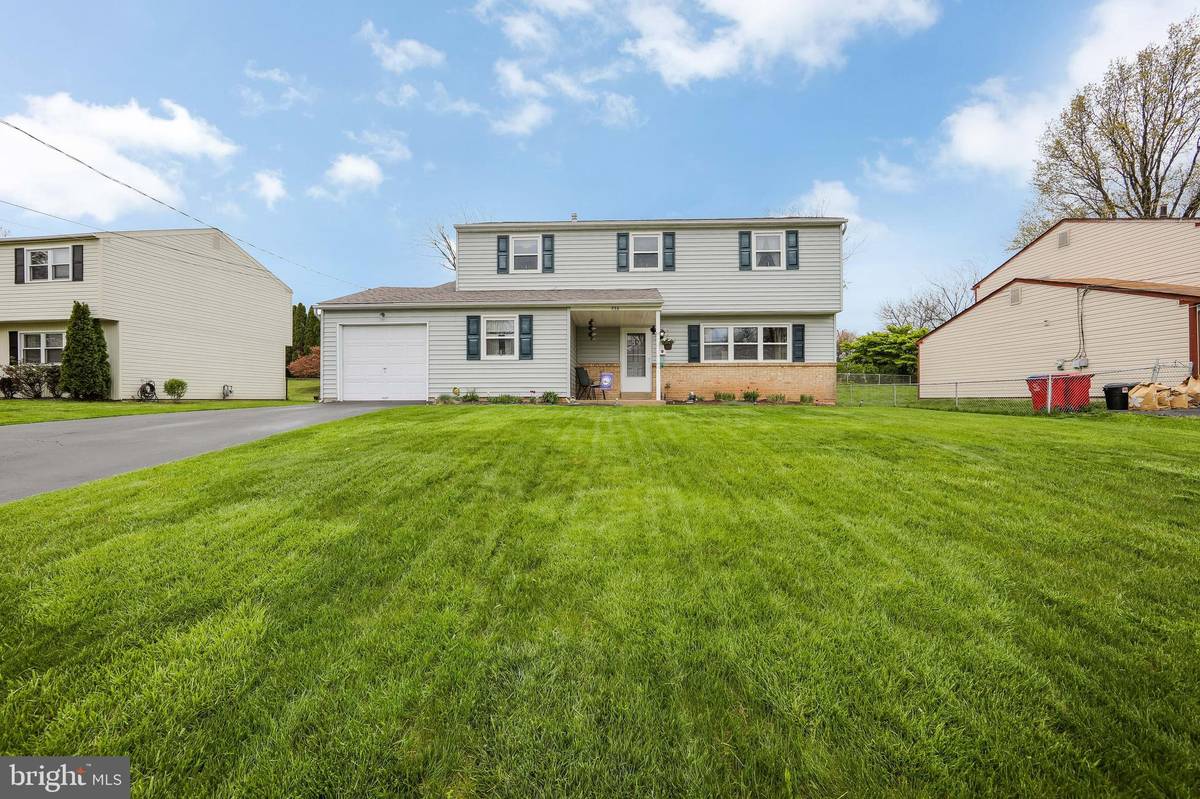 Warminster, PA 18974,536 BROOK LN