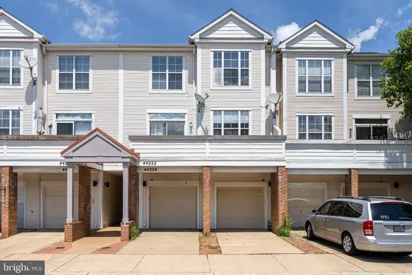 44222 MOSSY BROOK SQ, Ashburn, VA 20147