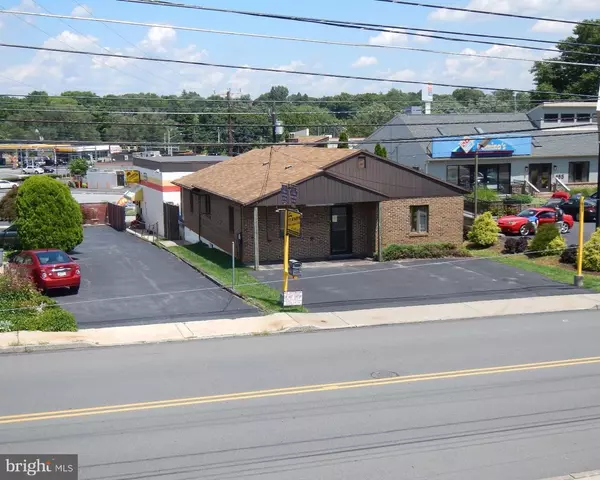 Whitehall, PA 18052,165 MICKLEY RD