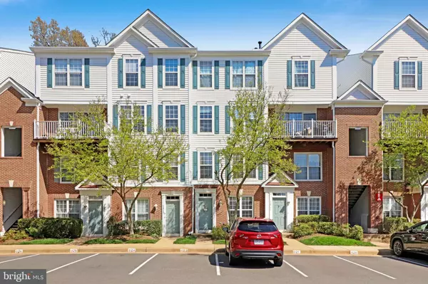 12761 FAIR CREST CT #29, Fairfax, VA 22033