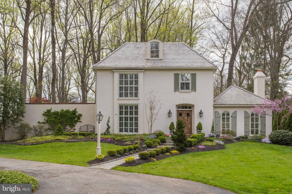 Radnor, PA 19087,102 WOODS LN