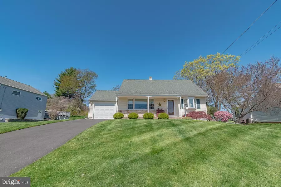 112 BENDER RD, Hatboro, PA 19040