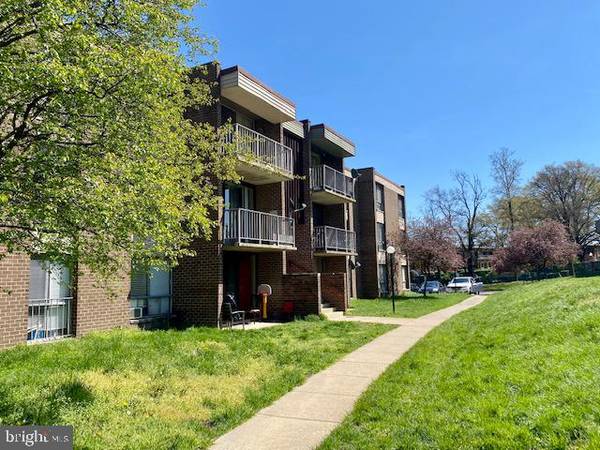 7963 RIGGS RD #9, Hyattsville, MD 20783