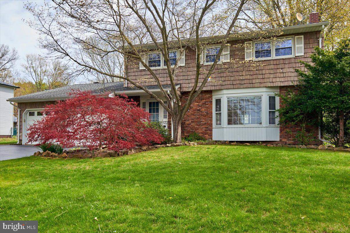 East Brunswick, NJ 08816,16 ALEXANDER RD