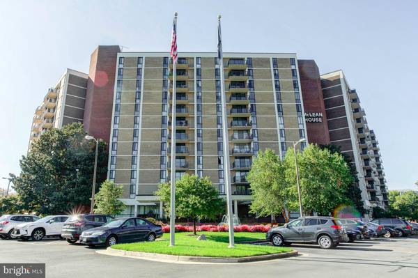 6800 FLEETWOOD RD #504, Mclean, VA 22101