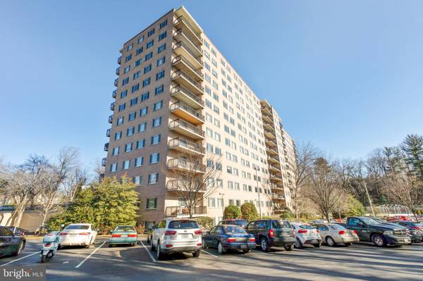 1900 LYTTONSVILLE RD #215, Silver Spring, MD 20910