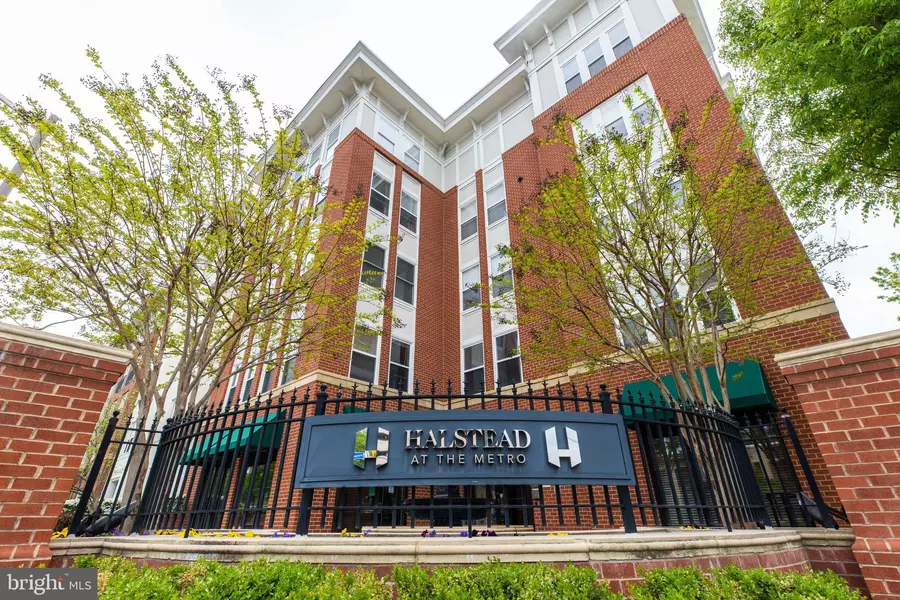 2665 PROSPERITY AVE #403, Fairfax, VA 22031