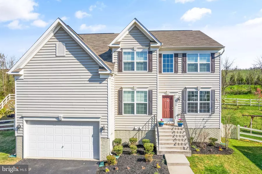 16988 CHARLESBOURG PL, Round Hill, VA 20141