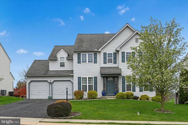 75 APPLE BLOSSOM DR, Lancaster, PA 17602