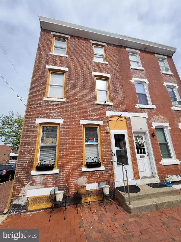 1201 POWELL ST, Norristown, PA 19401