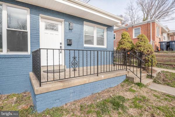 3006 CURTIS DR, Temple Hills, MD 20748