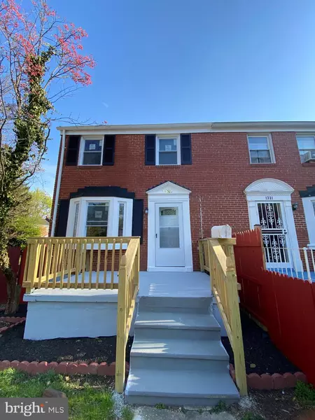 1333 LIMIT AVE, Baltimore, MD 21239