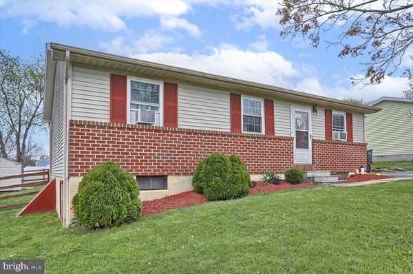 Dover, PA 17315,3750 EQUESTRIAN CT