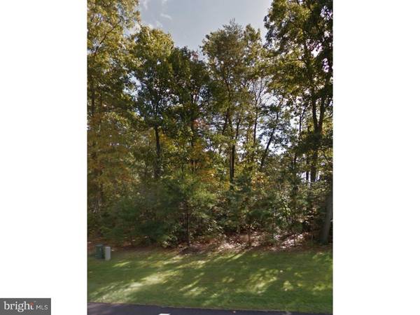 6 HARVEST DR, Pittsgrove, NJ 08318