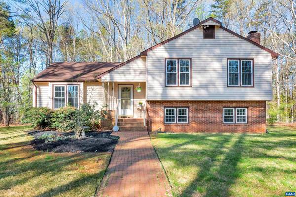 1500 RUNNING DEER DR, Keswick, VA 22947