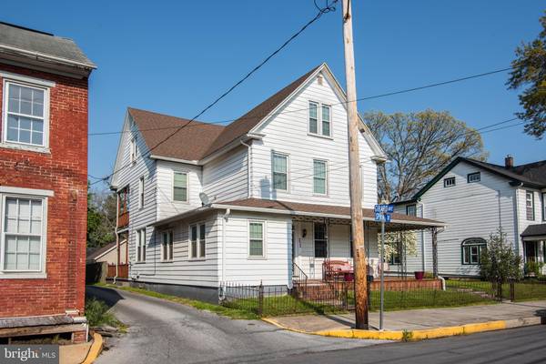 232 N SPRING ST, Middletown, PA 17057