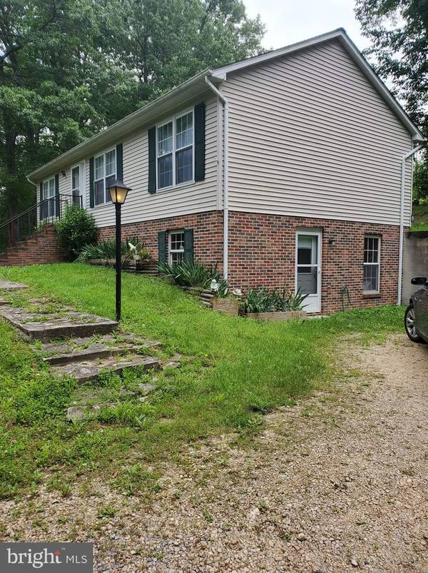 404 PUNCH RUN RD, Front Royal, VA 22630