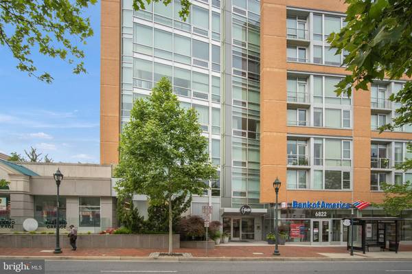 Chevy Chase, MD 20815,6820 WISCONSIN AVE #6005