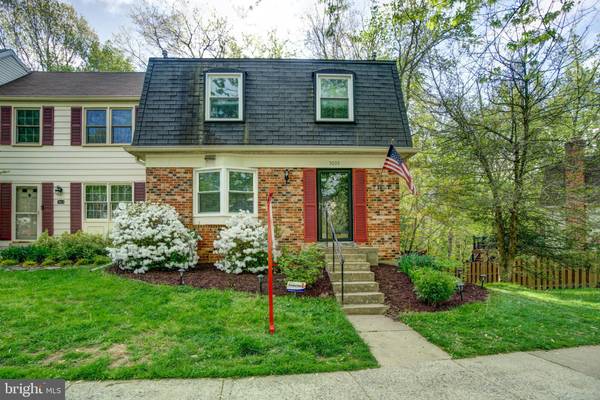 3035 SILENT VALLEY DR, Fairfax, VA 22031