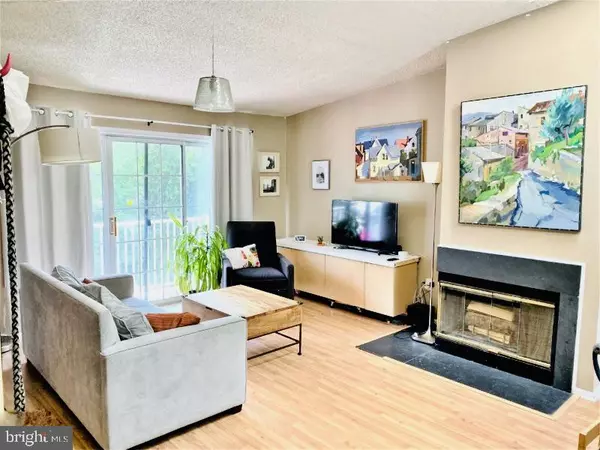 109 RACHEL CT, Franklin Park, NJ 08823