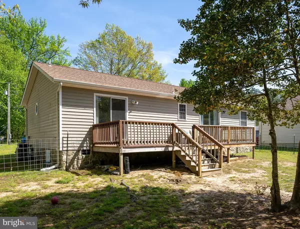 Colonial Beach, VA 22443,303 HOLLY WAY