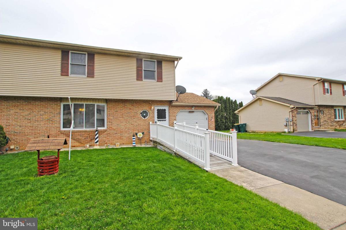 Easton, PA 18045,4054 NICOLE PL