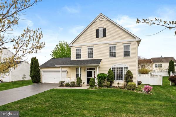 39 MOORSGATE CIR, East Windsor, NJ 08520