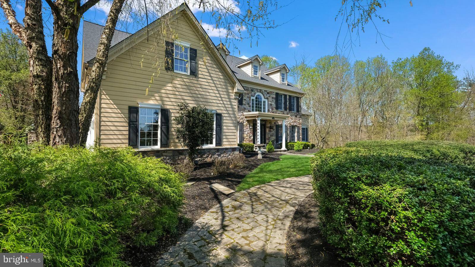 Richboro, PA 18954,11 FARMHOUSE LN