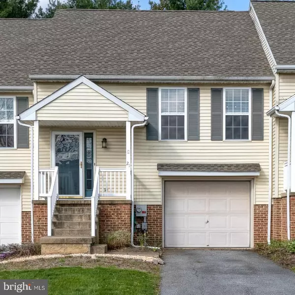 21 COLD STREAM DR, Lancaster, PA 17603