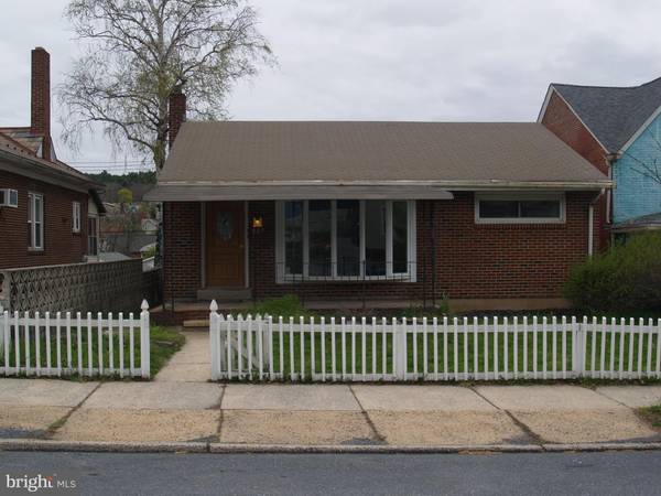 237 LEHIGH AVE, Palmerton, PA 18071