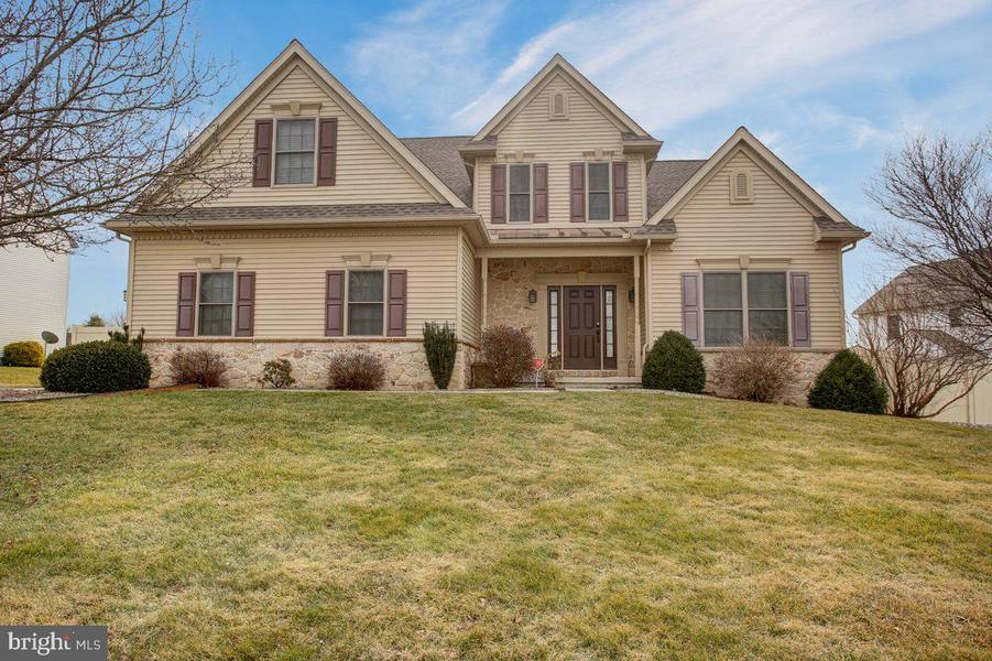 14 DIETZ LN, Marietta, PA 17547