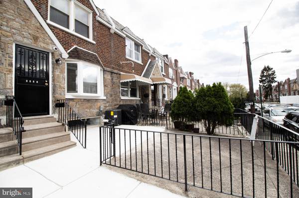 6051 ALMA ST, Philadelphia, PA 19149