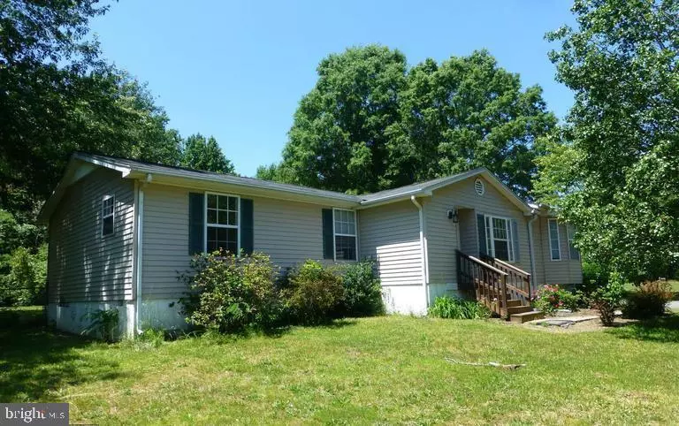 5261 DICKERSON RD, Partlow, VA 22534