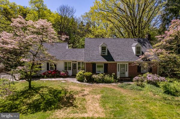 5 CRESTFIELD RD,  Wilmington,  DE 19810