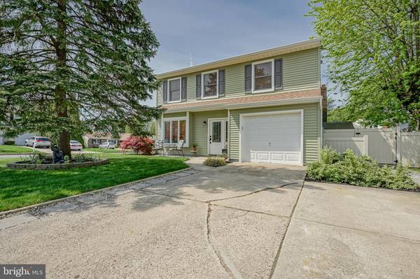 88 ARGYLE AVE, Blackwood, NJ 08012