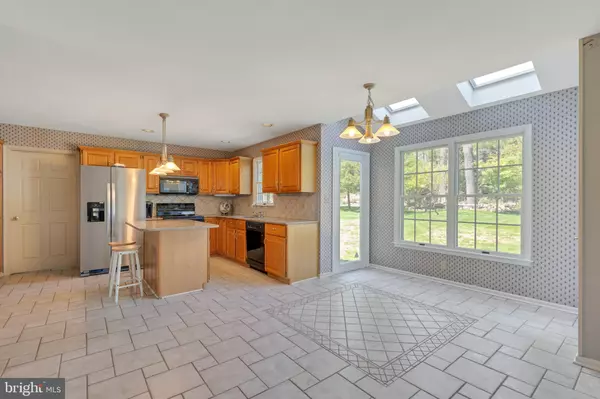 Downingtown, PA 19335,118 LONGFIELDS WAY