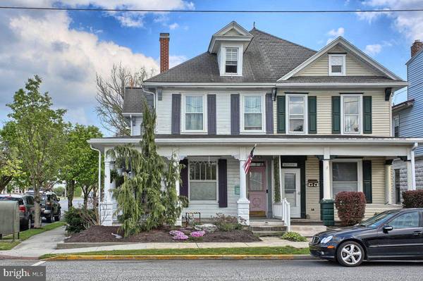 332 E CHERRY STREET, Palmyra, PA 17078