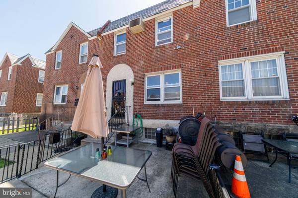 Philadelphia, PA 19149,1022 ROSALIE ST