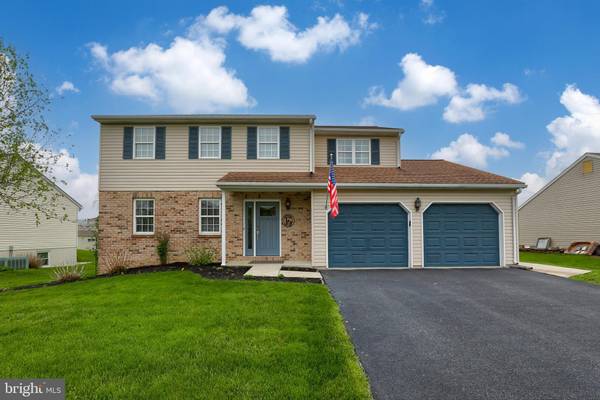 118 WINDSOCK WAY, New Holland, PA 17557