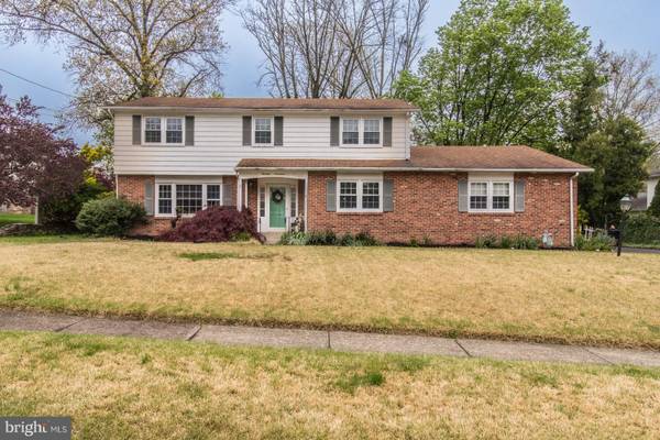 1417 STRATHMANN DR, Southampton, PA 18966